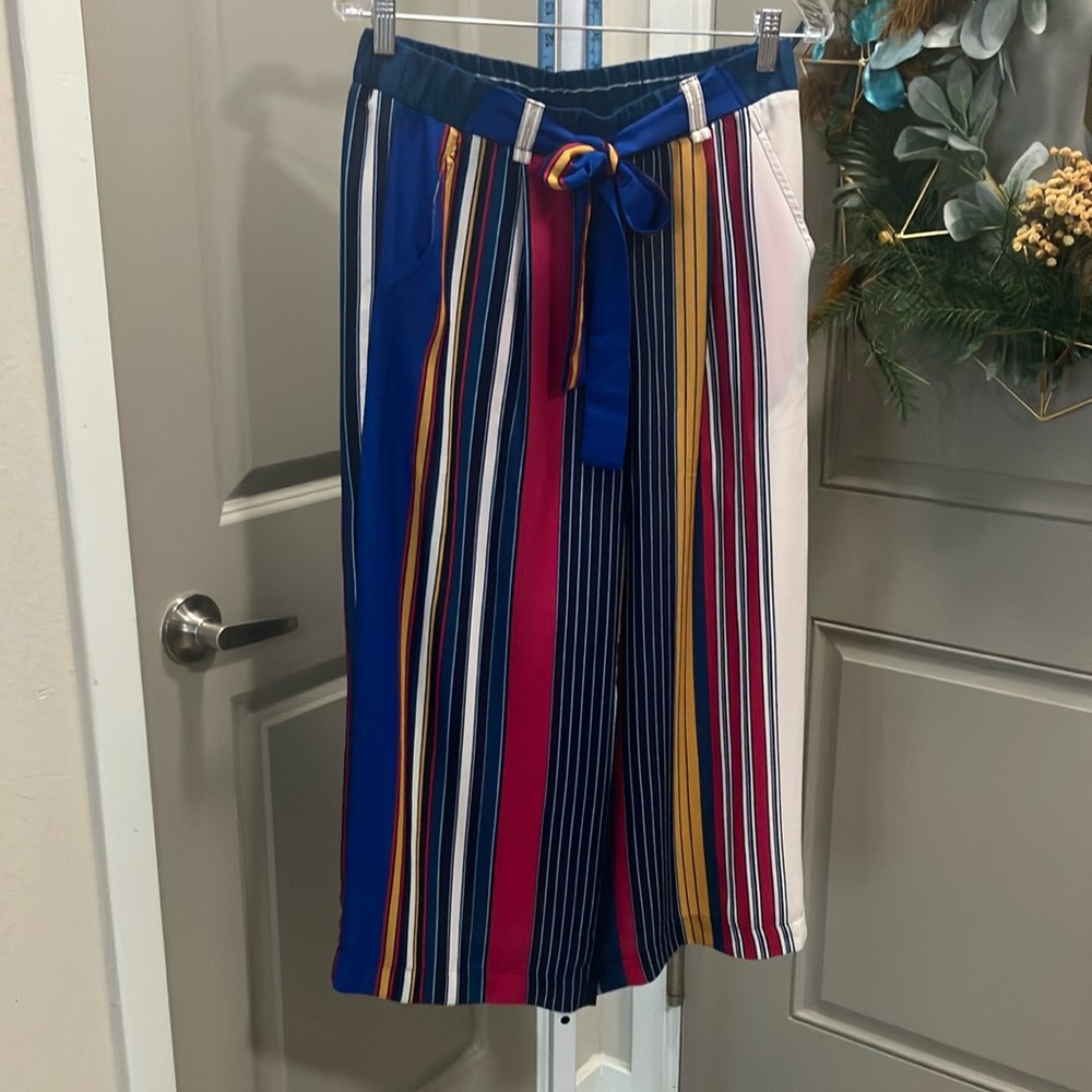 Blue and Pink Midi Pencil Capris with Pleated Tie Front for Casual Wear